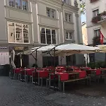 Old Town מלון