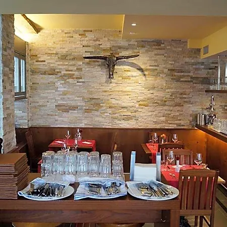 Old Town 4* ציריך