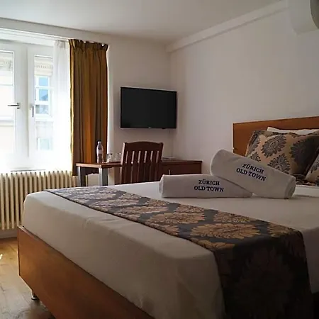 Old Town מלון 4*